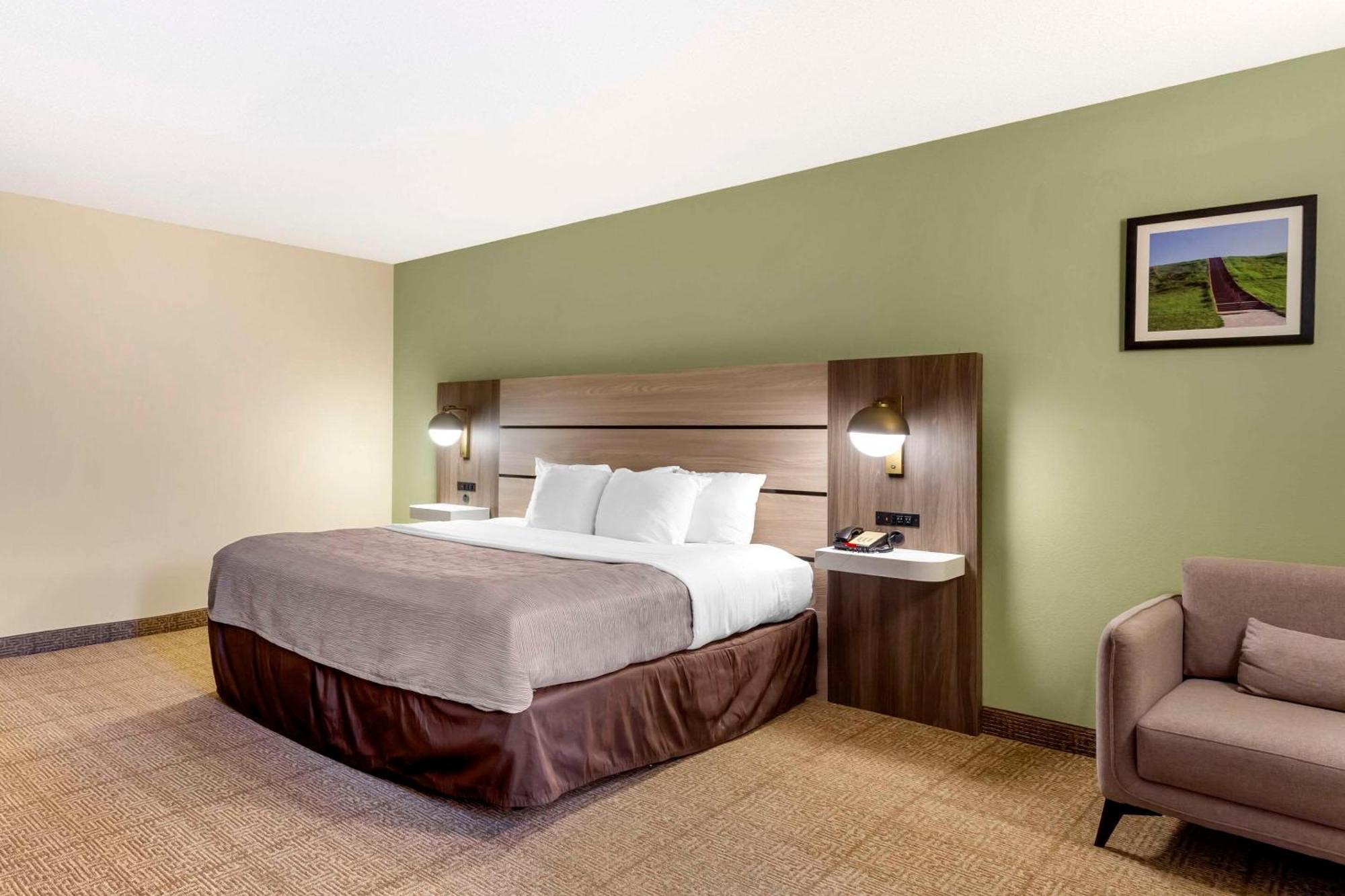 Quality Inn Raleigh Downtown Bagian luar foto