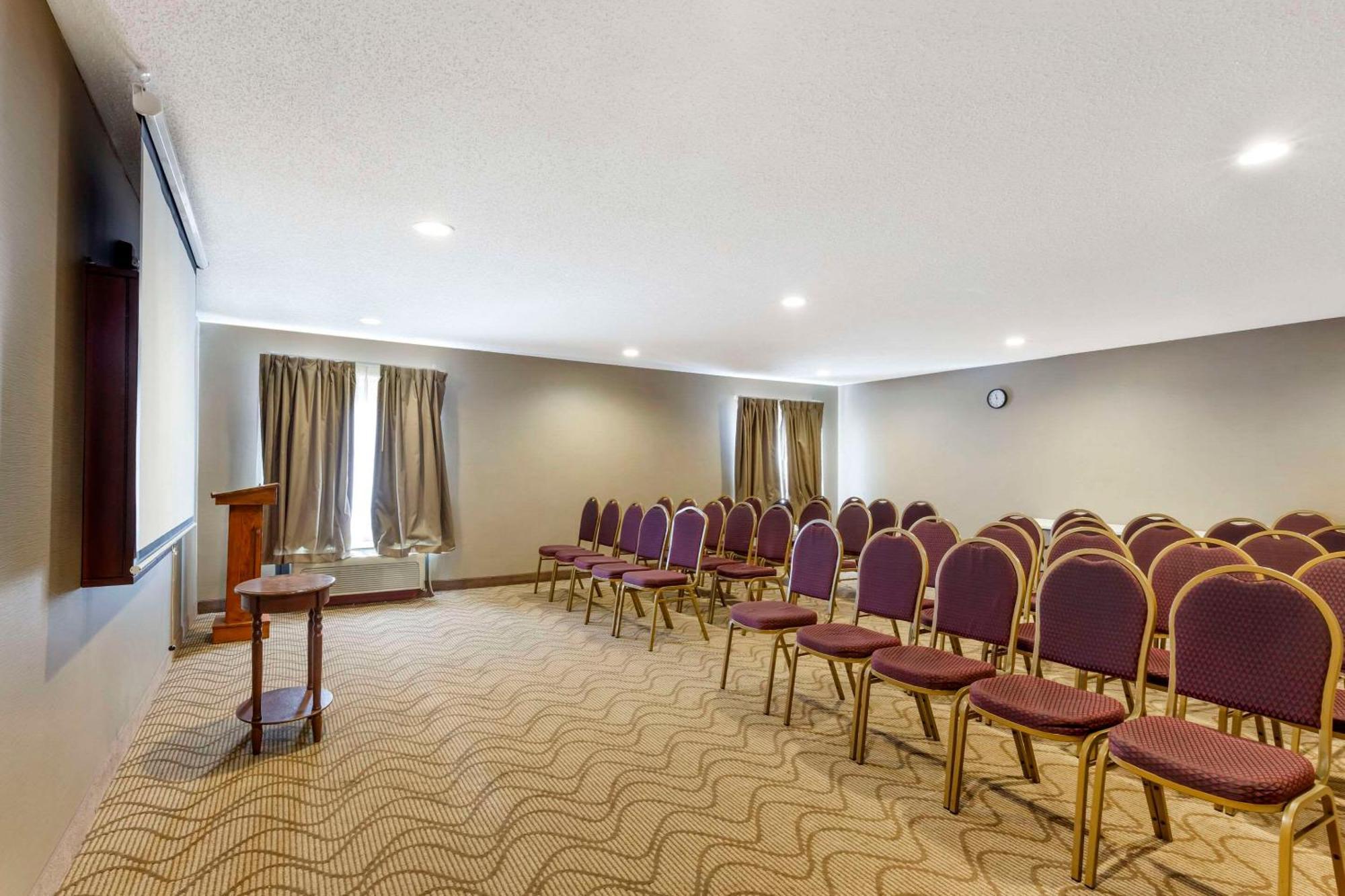 Quality Inn Raleigh Downtown Bagian luar foto