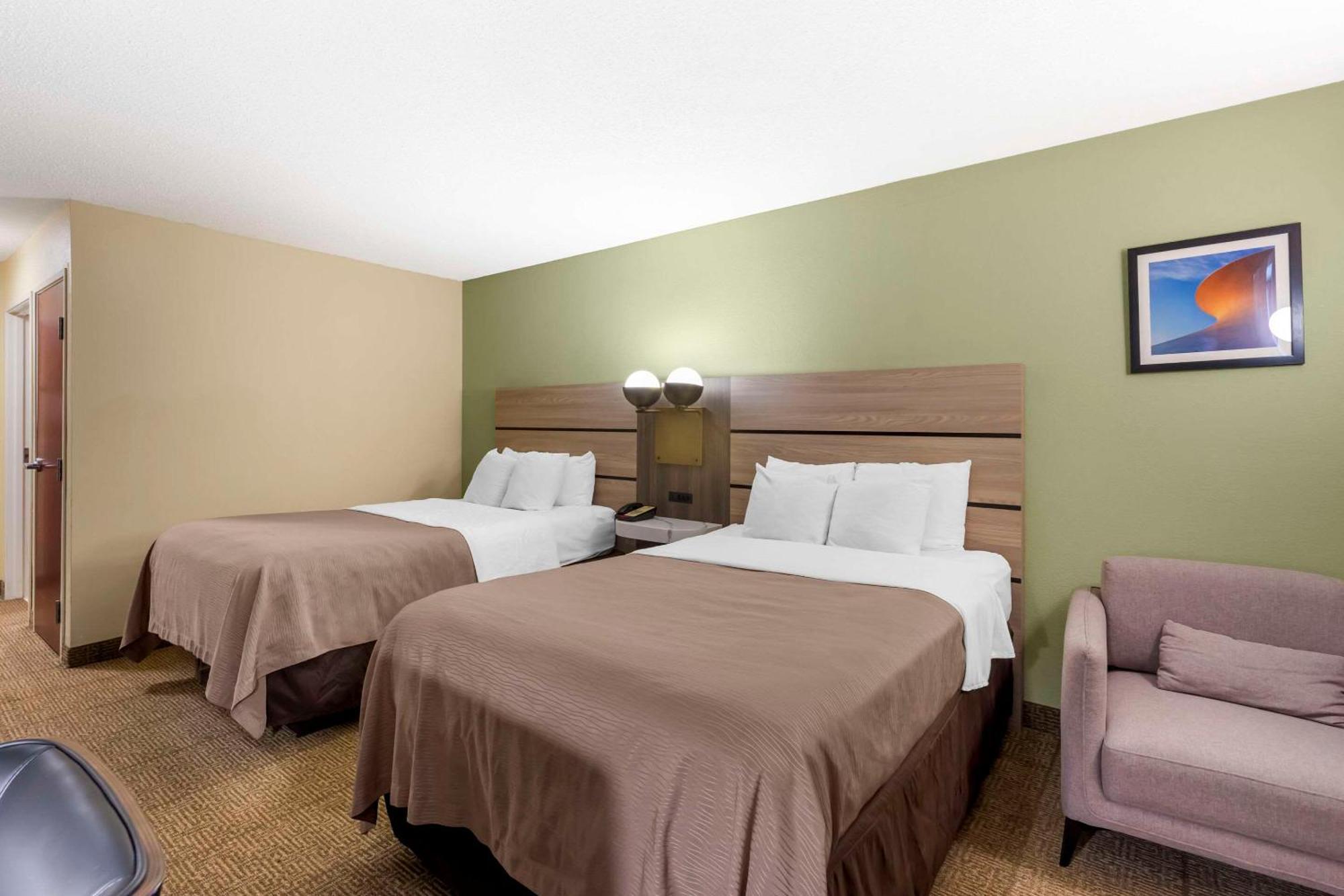 Quality Inn Raleigh Downtown Bagian luar foto