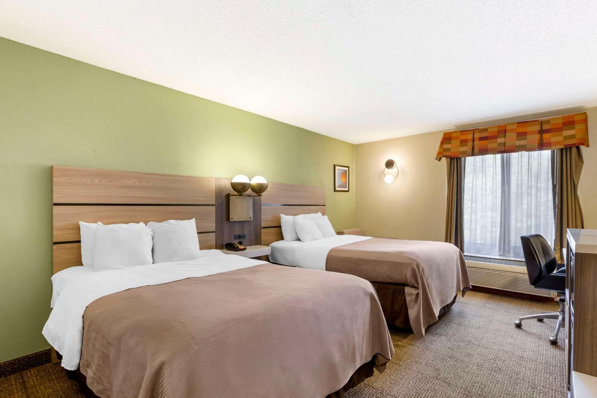 Quality Inn Raleigh Downtown Bagian luar foto
