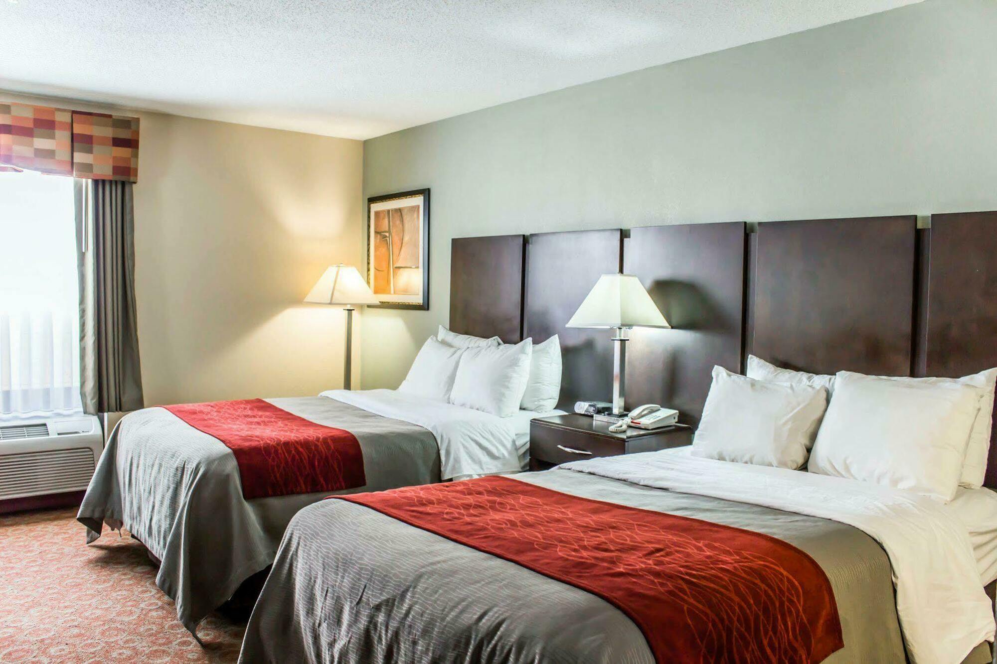 Quality Inn Raleigh Downtown Bagian luar foto